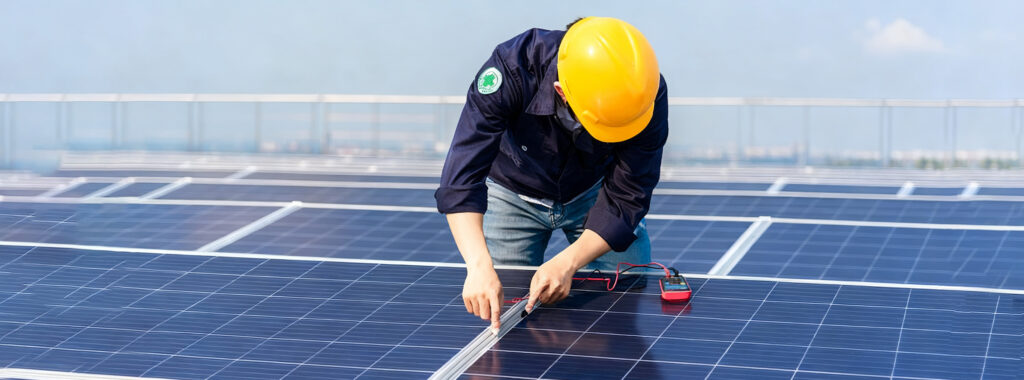 Choosing the Combiner Box Type Based on Application Scenarios